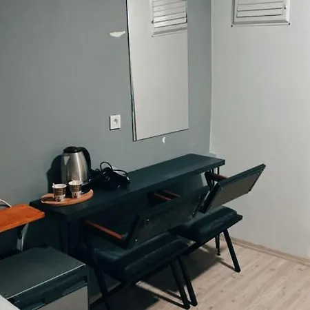 Convenient And Furnished Flat In Bayrakli *