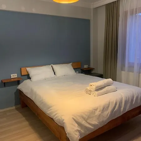 Apartment Convenient And Furnished Flat In Bayrakli Izmir